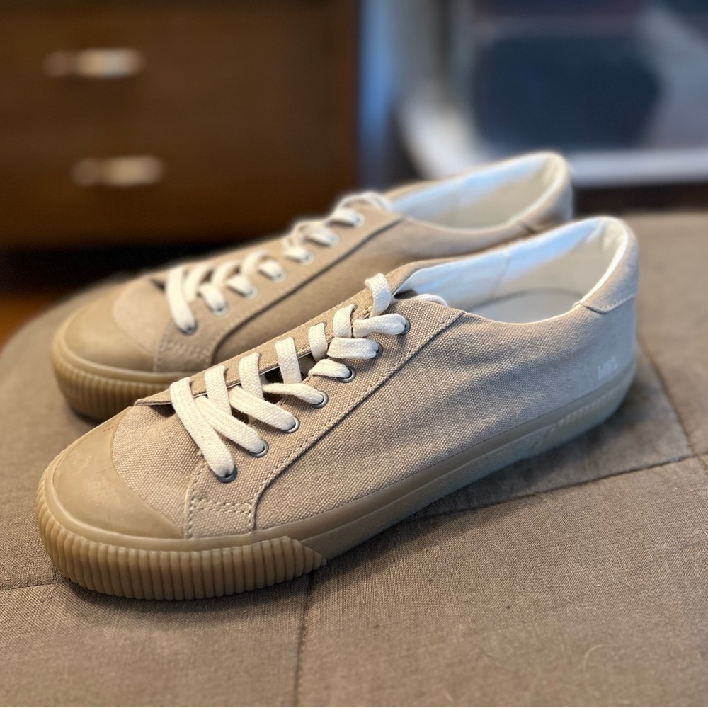 Madewell Men’s Tan Canvas Sneakers